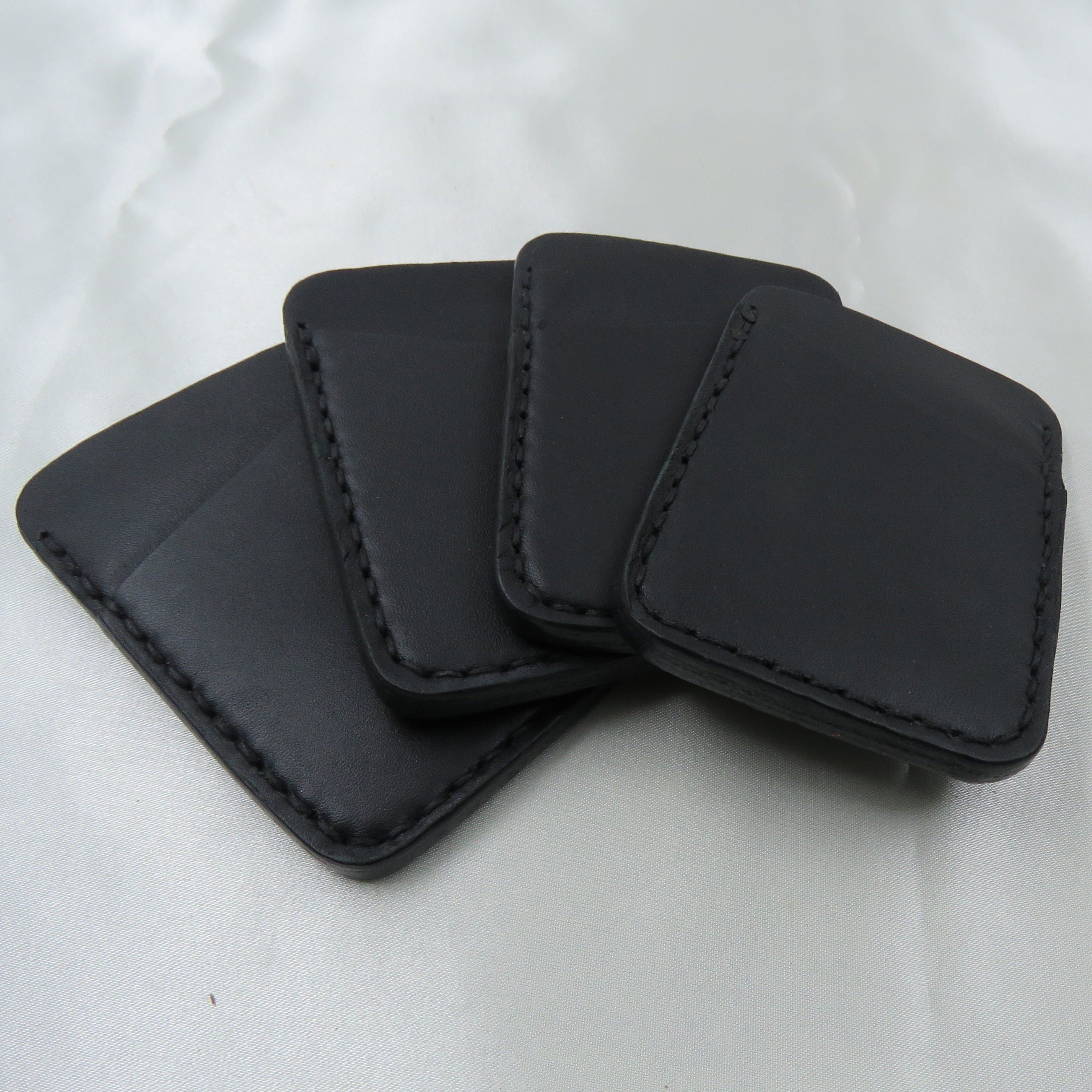 Minimalistic Wallet (Vertical)