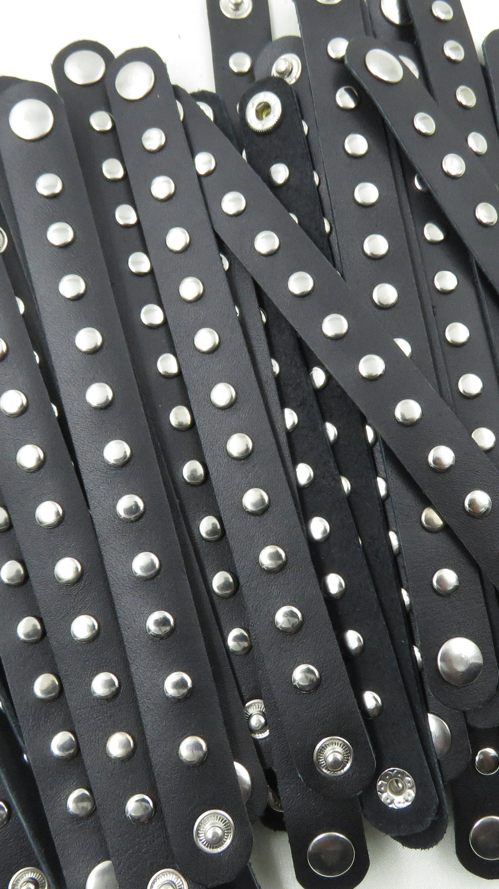 Stud Bands